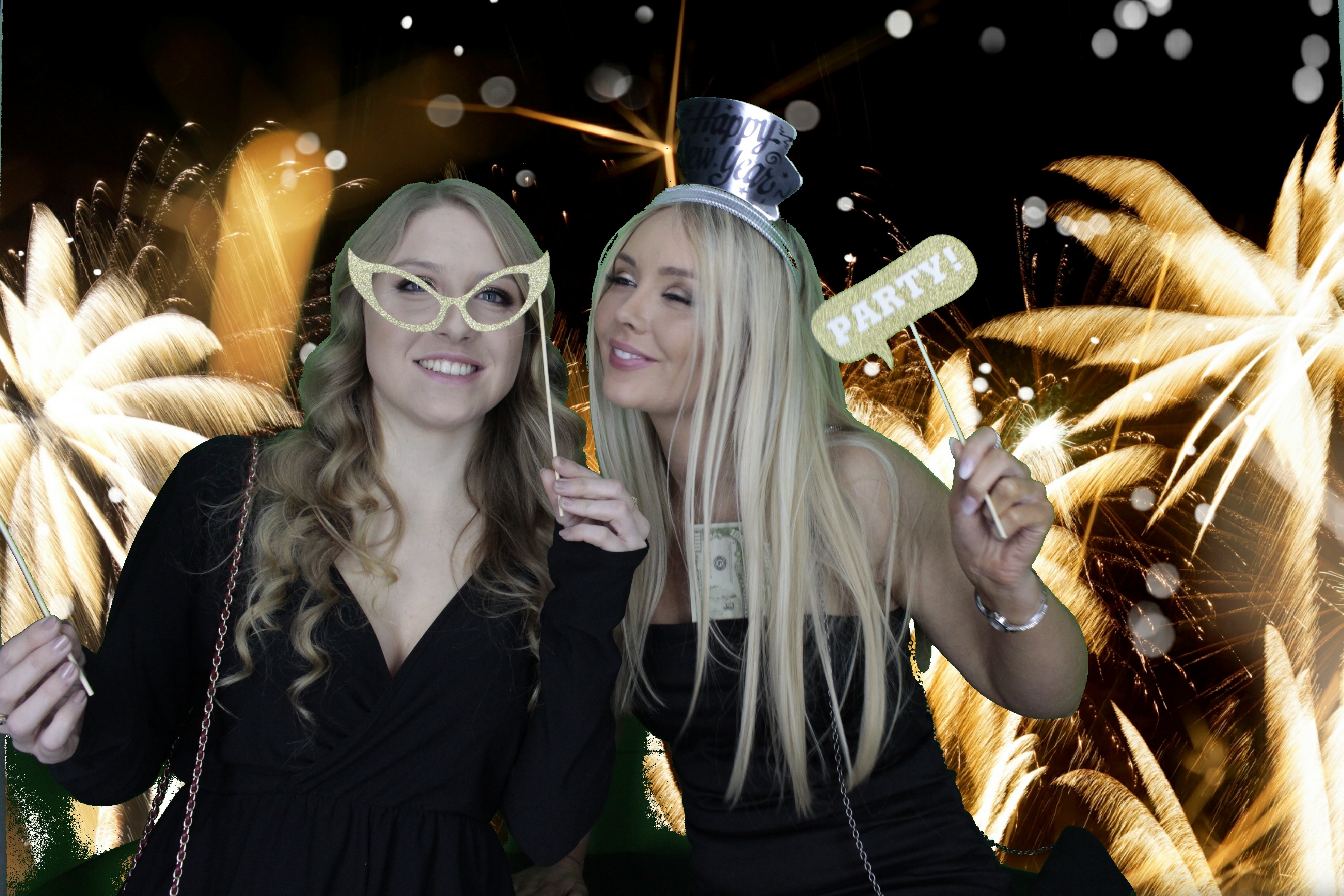 The Sussex Exchange New Years Eve | View more photos from the event at gallery.myphotoboothexperience.co.uk/u/MyPhotoBoothExperienceLtd/The-Sussex-Exchange-New-Years-Eve
